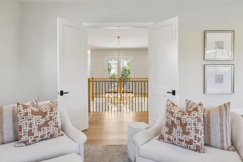 $5,788,000 | 289 Kings Court, San Carlos, CA 94070