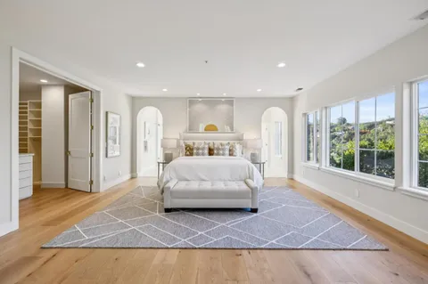 $5,788,000 | 289 Kings Court, San Carlos, CA 94070