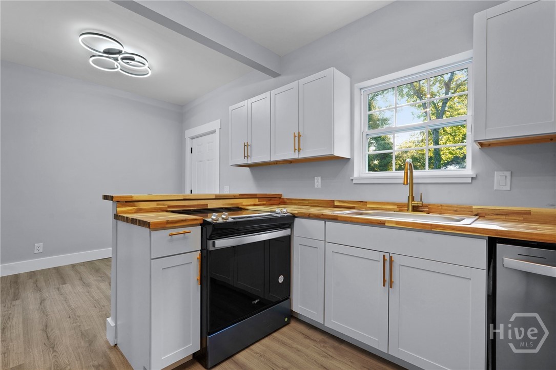 3205 Burroughs Street Savannah, GA 31405 - Photo 18 of 42