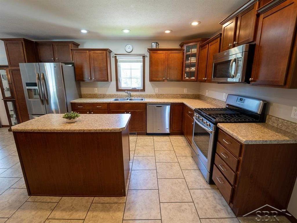 3171 North Coleman Road Coleman, MI 48618 - Photo 19 of 54