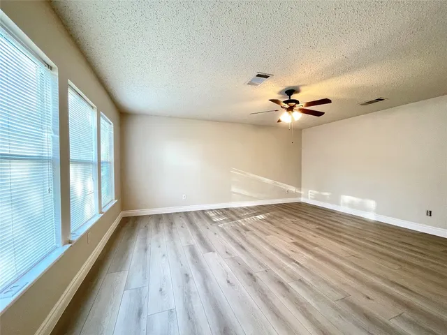 $2,100 | 2601 Byfield Drive, Cedar Park, TX 78613