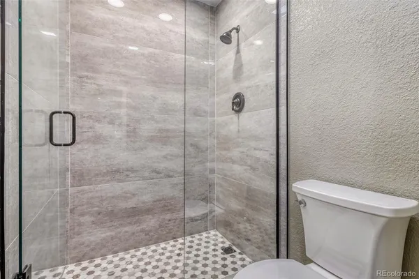$880,000 | 8024 South Kewaunee Street, Aurora, CO 80016