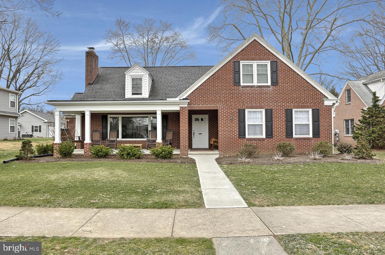 724 Linden Road Hershey, PA 17033 - Photo 1 of 40 Gallery Image 1