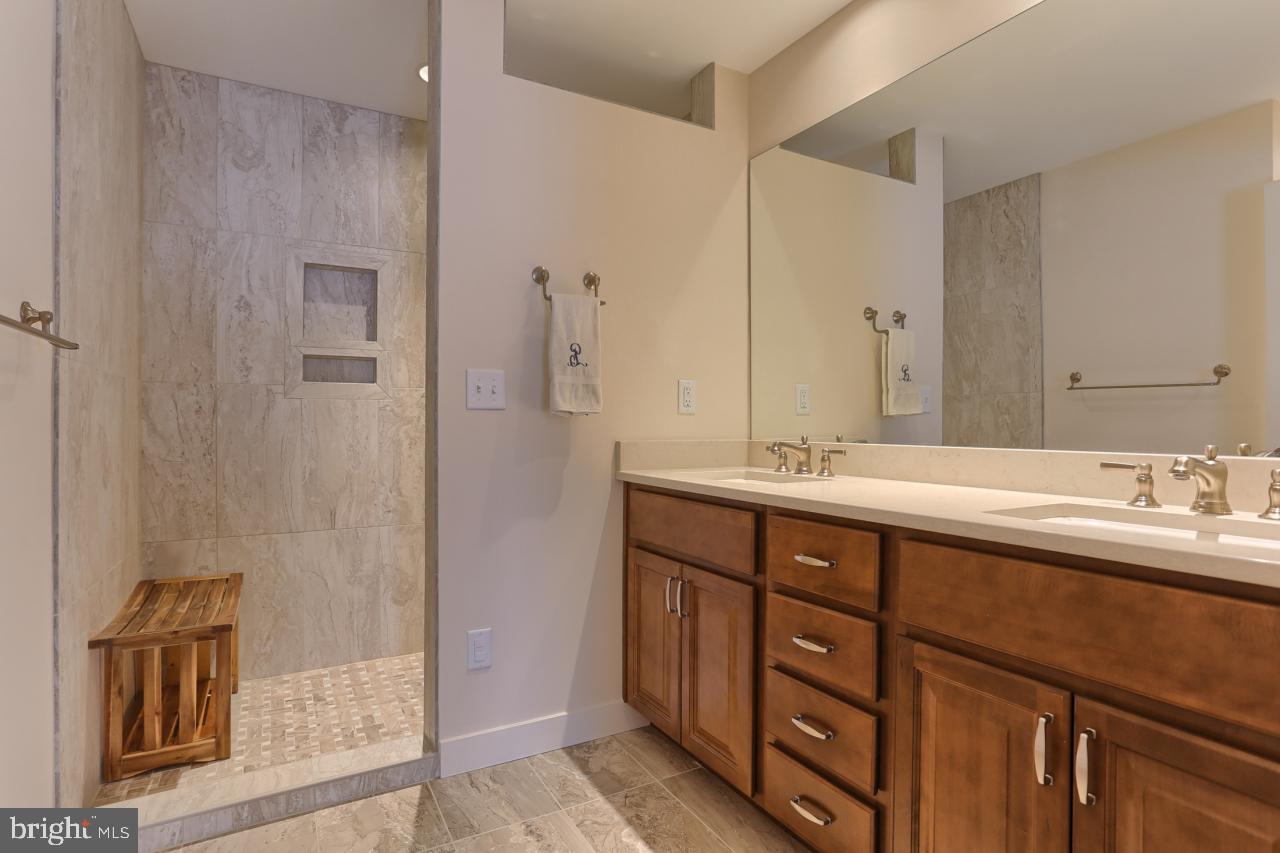 724 Linden Road Hershey, PA 17033 - Photo 16 of 40 Gallery Image 16