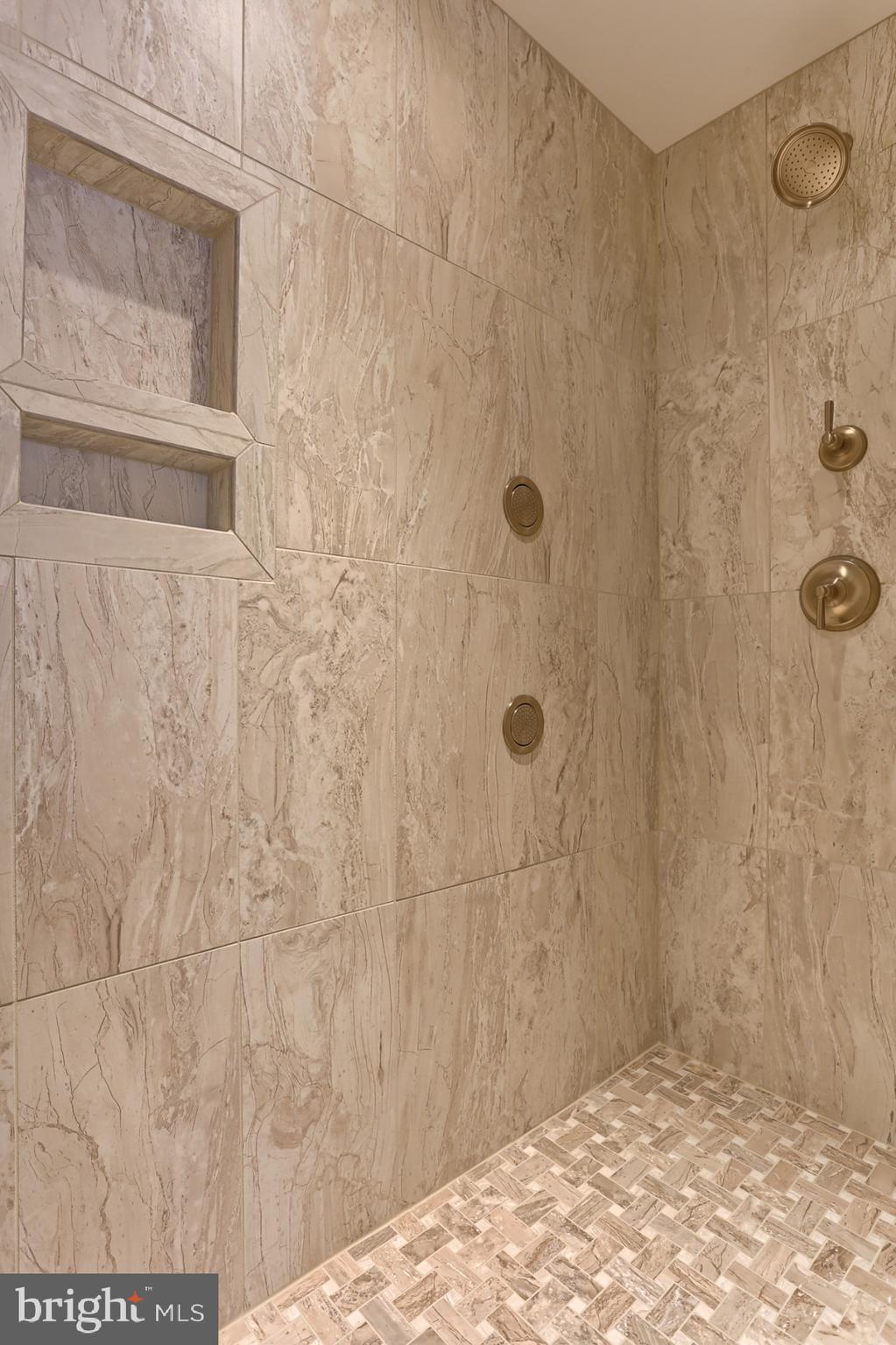 724 Linden Road Hershey, PA 17033 - Photo 17 of 40 Gallery Image 17