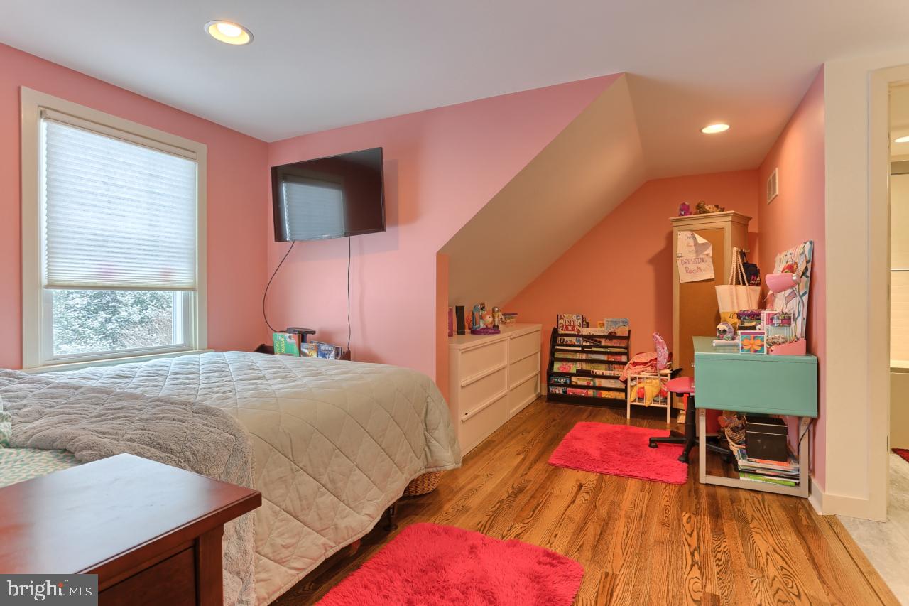 724 Linden Road Hershey, PA 17033 - Photo 22 of 40 Gallery Image 22