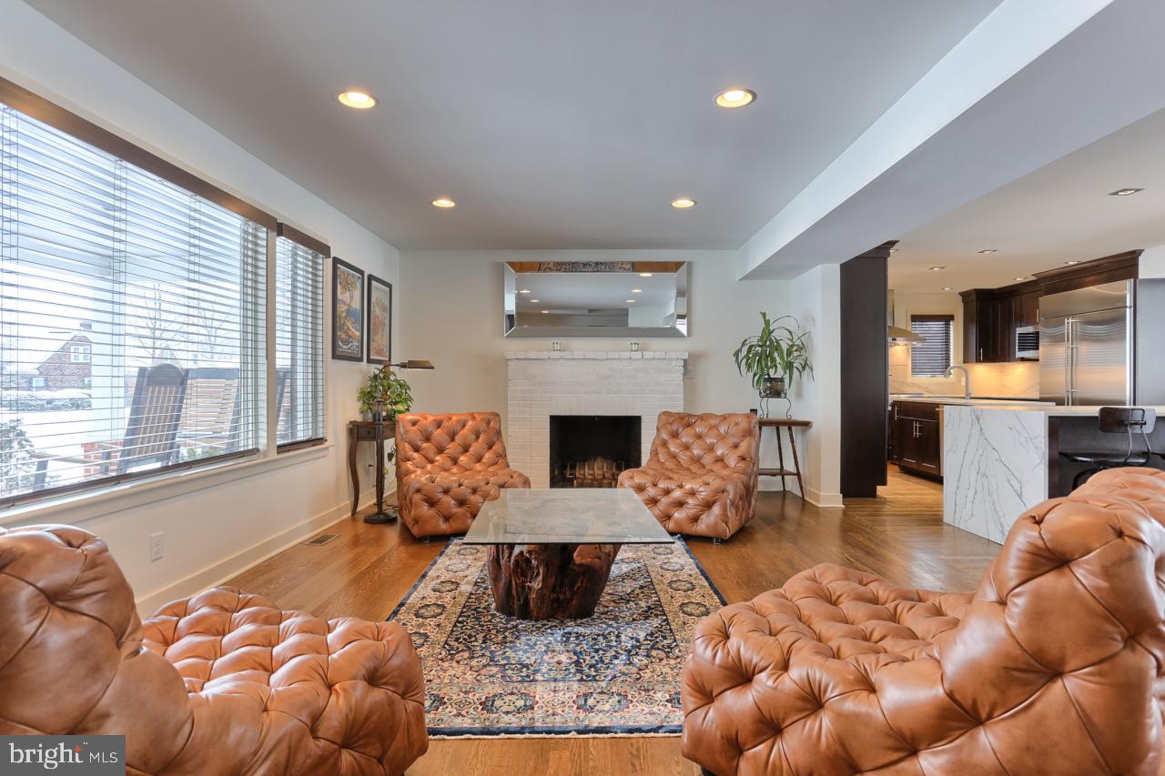 724 Linden Road Hershey, PA 17033 - Photo 4 of 40 Gallery Image 4