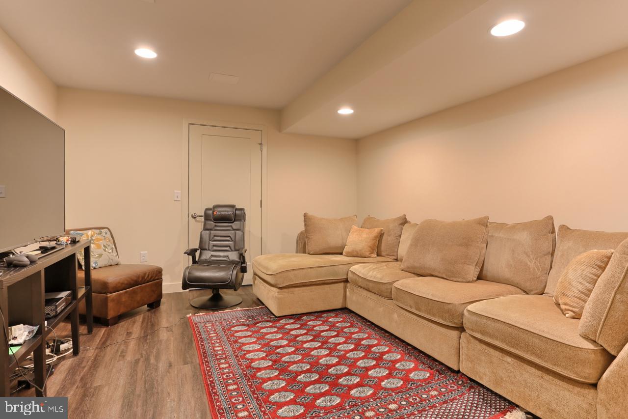 724 Linden Road Hershey, PA 17033 - Photo 32 of 40 Gallery Image 32