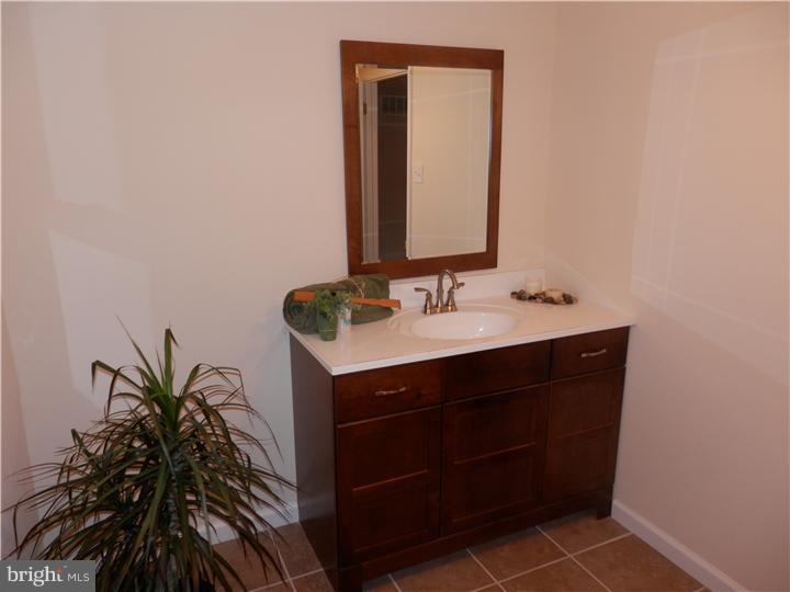 108 Farmdale Road Mount Holly, NJ 08060 - Photo 11 of 25 Bathroom