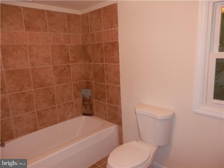 108 Farmdale Road Mount Holly, NJ 08060 - Photo 12 of 25 Bathroom