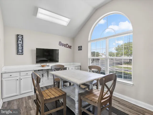 $565,000 | 37114 Pinehurst Court, Unit 91, Ocean View, DE 19970