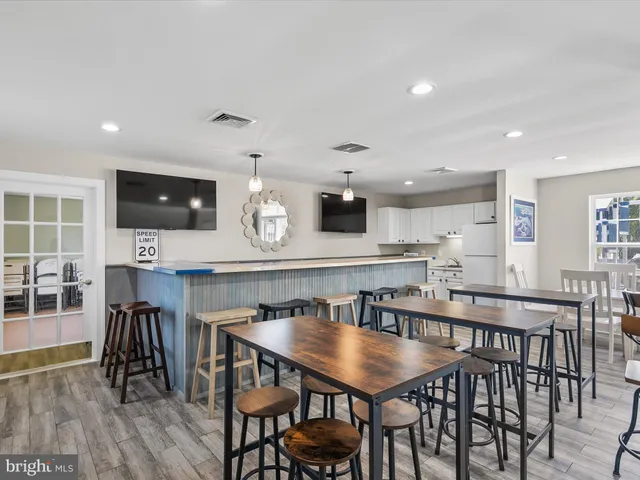 $565,000 | 37114 Pinehurst Court, Unit 91, Ocean View, DE 19970