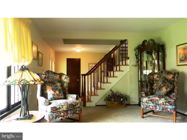 1 Baggaley Road Hamilton, NJ 08690 - Photo 14 of 18 Living Room