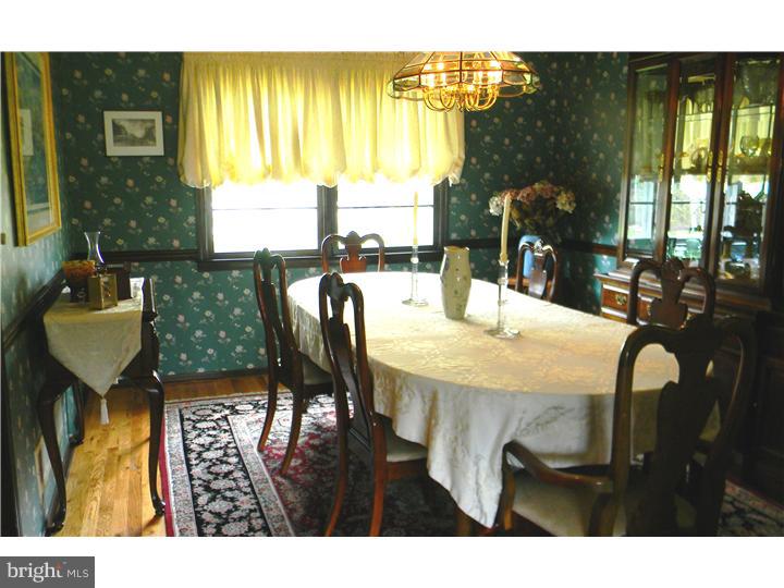 1 Baggaley Road Hamilton, NJ 08690 - Photo 15 of 18 Dining Room