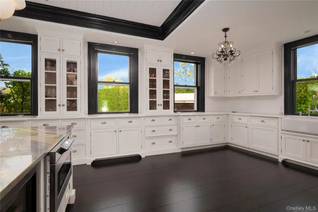 $2,900,000 | 150 Senix Avenue, Center Moriches, NY 11934