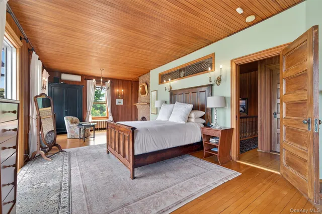 $2,900,000 | 150 Senix Avenue, Center Moriches, NY 11934