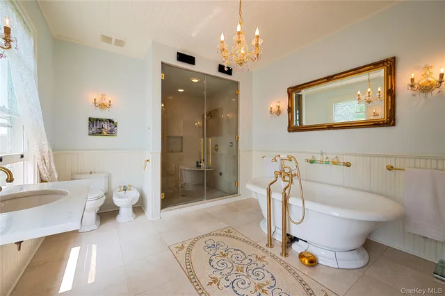 $2,900,000 | 150 Senix Avenue, Center Moriches, NY 11934