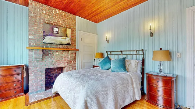 $2,900,000 | 150 Senix Avenue, Center Moriches, NY 11934