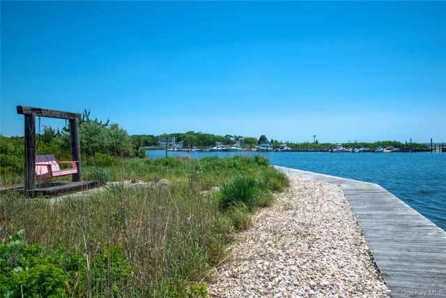 $2,900,000 | 150 Senix Avenue, Center Moriches, NY 11934