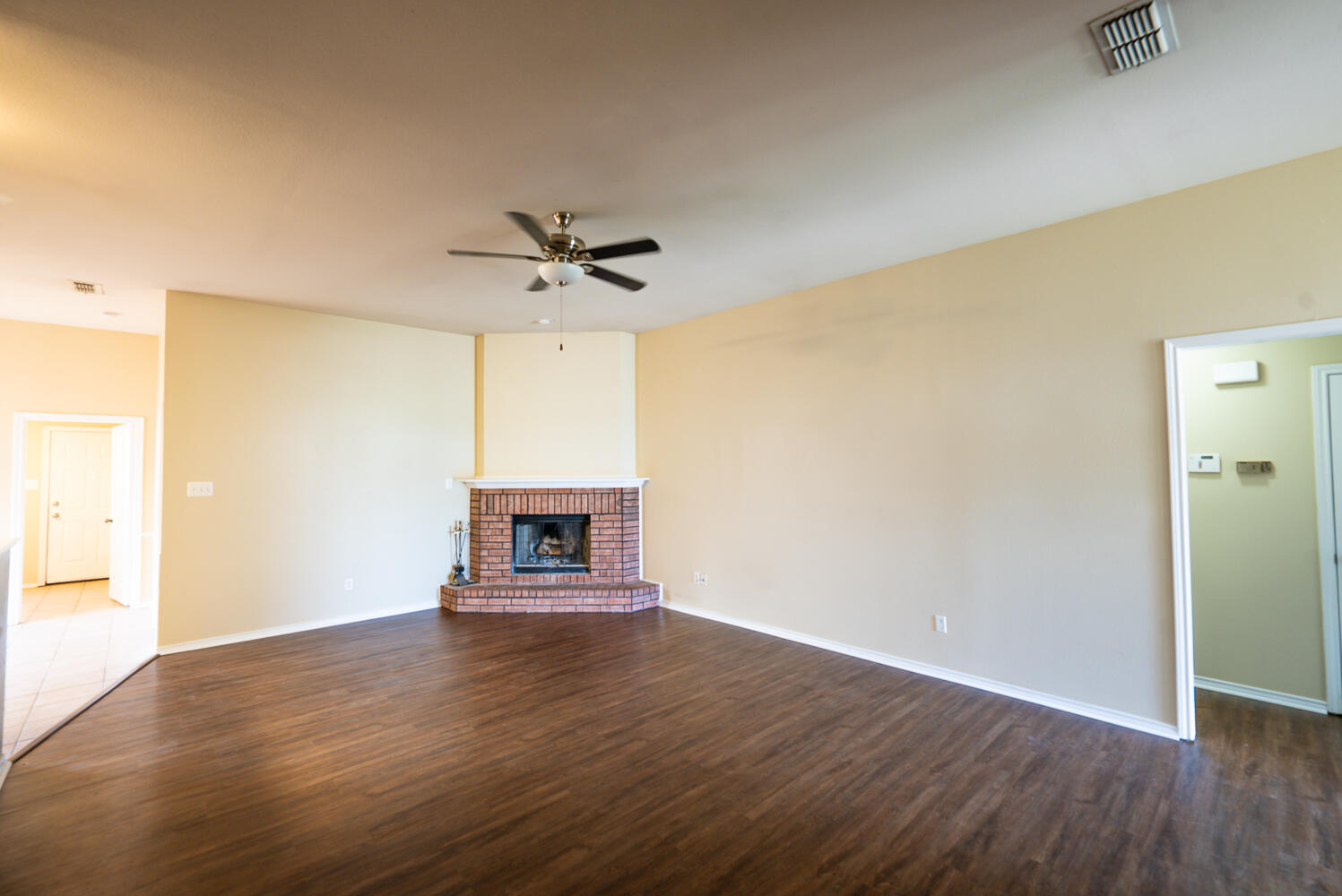 6717 89th Street Lubbock, TX 79424 - Photo 4 of 17 DSC09679
