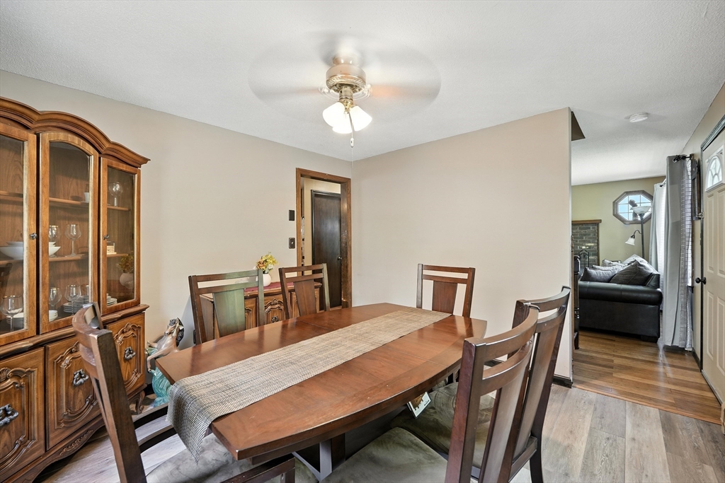 331 Parkerview Street Springfield, MA 01129 - Photo 8 of 33 Gallery Image 8