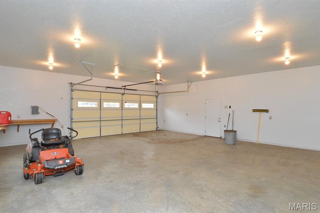 3328 Maryville Road Granite City, IL 62040 - Photo 16 of 44