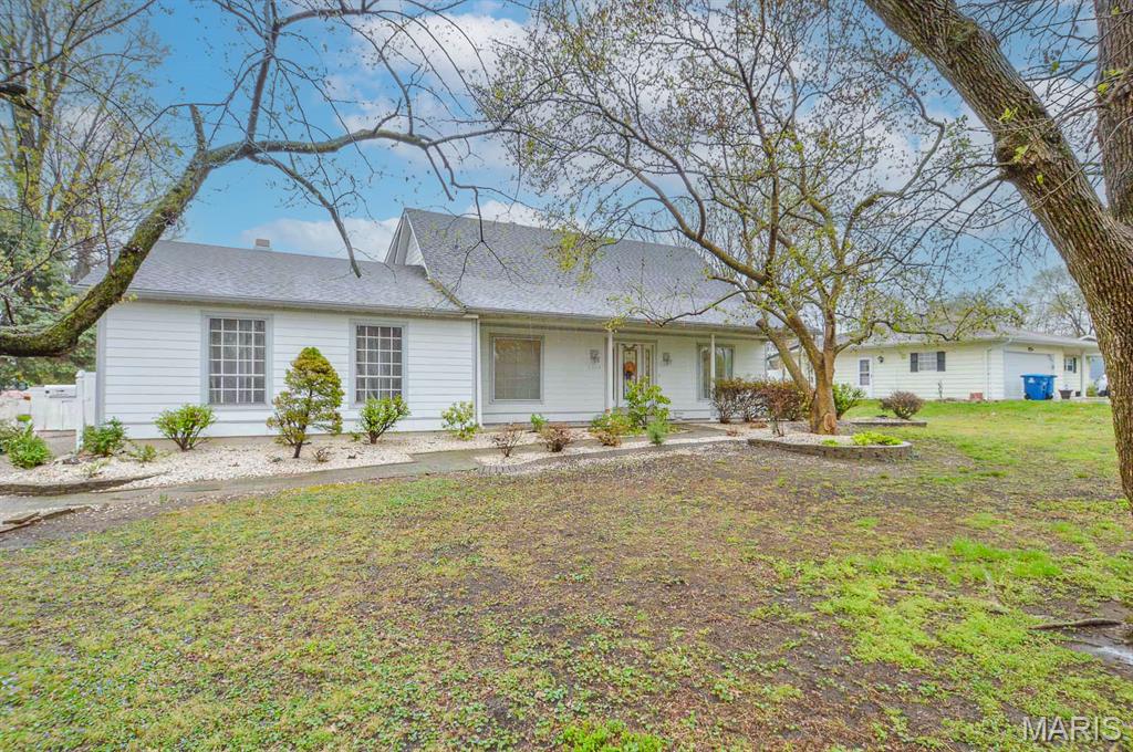 3328 Maryville Road Granite City, IL 62040 - Photo 3 of 44