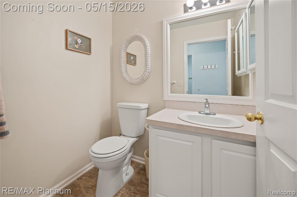 1270 Crystal Pointe Circle Fenton, MI 48430 - Photo 26 of 42