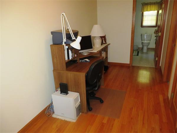 219 Upper Road Deerfield, MA 01342 - Photo 19 of 26 Gallery Image 19
