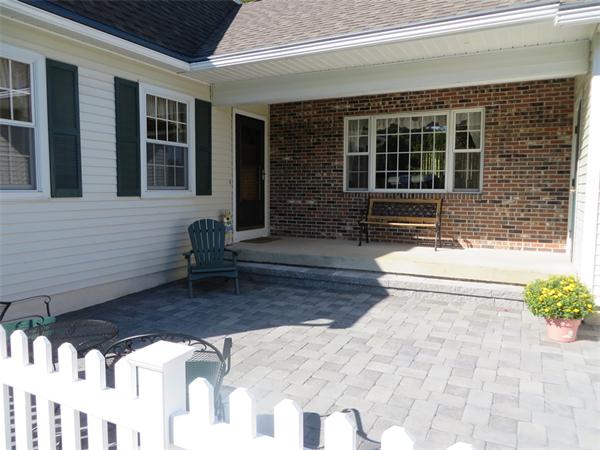 219 Upper Road Deerfield, MA 01342 - Photo 3 of 26 Gallery Image 3