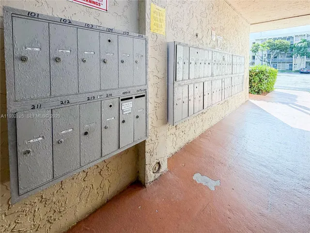 $270,000 | 21121 Southwest 85th Avenue, Unit 216, Cutler Bay, FL 33189