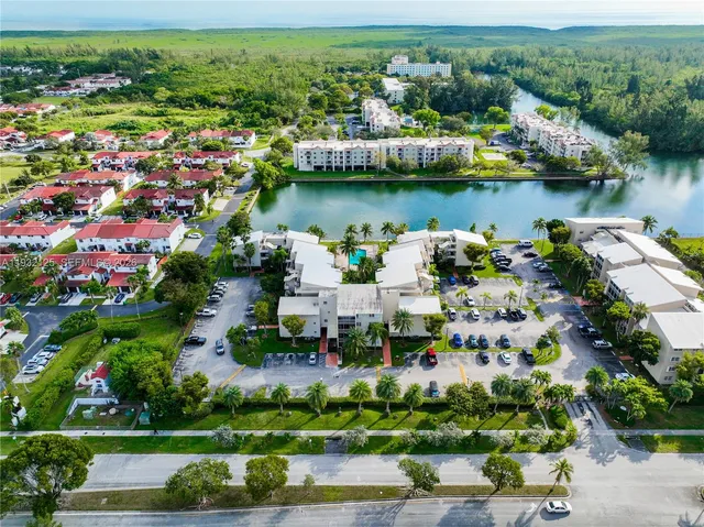 $270,000 | 21121 Southwest 85th Avenue, Unit 216, Cutler Bay, FL 33189