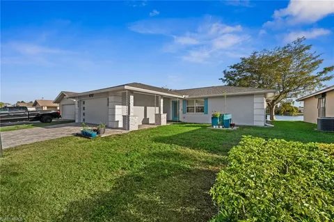 $349,000 | 9757 Deerfoot Drive, Fort Myers, FL 33919