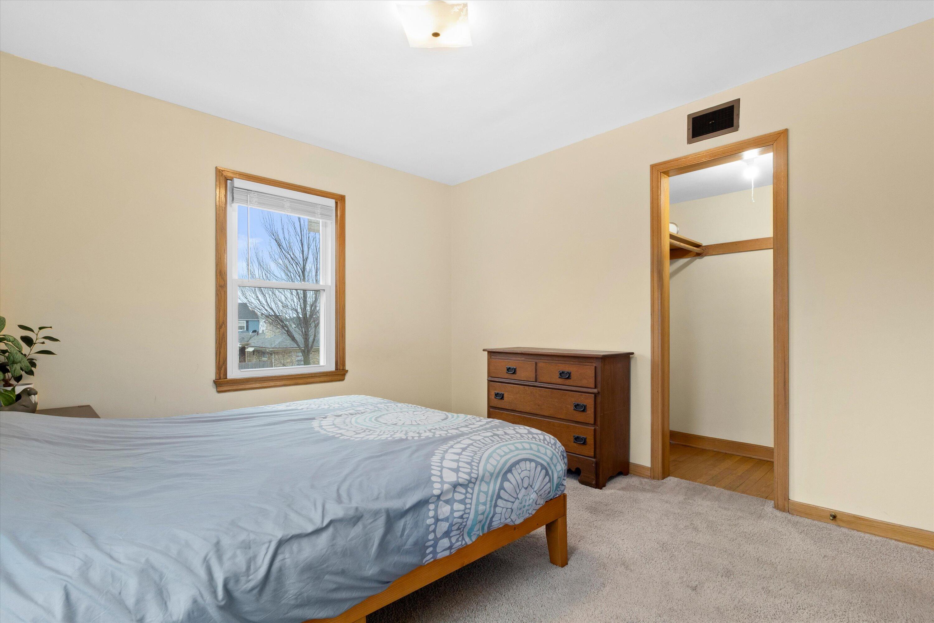 3914 West Scott Street, Unit 3916 West Milwaukee, WI 53215 - Photo 14 of 21 Upper Bedroom 2-1