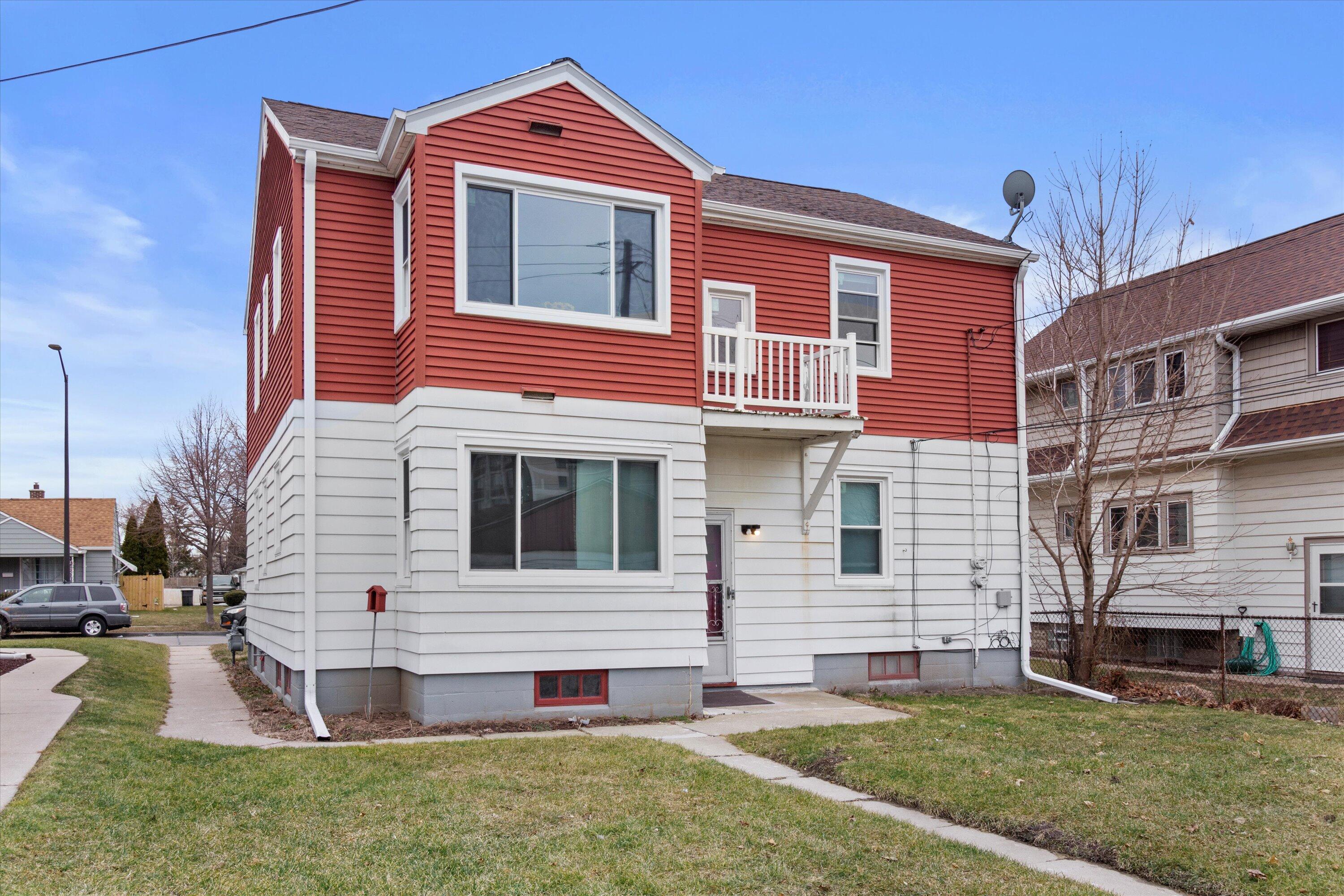 3914 West Scott Street, Unit 3916 West Milwaukee, WI 53215 - Photo 4 of 21 08-IMG_3038