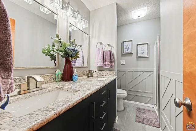 $329,900 | 5649 Southwest 36th Street, Topeka, KS 66614