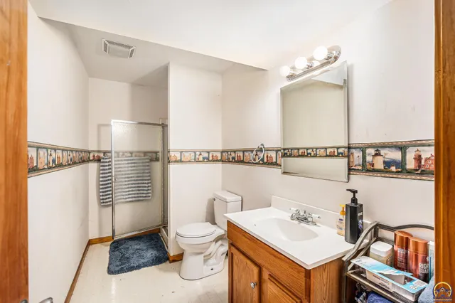 $337,500 | 5649 Southwest 36th Street, Topeka, KS 66614