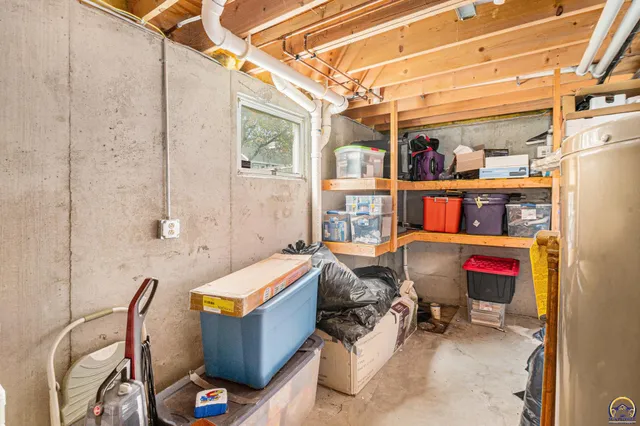 $337,500 | 5649 Southwest 36th Street, Topeka, KS 66614