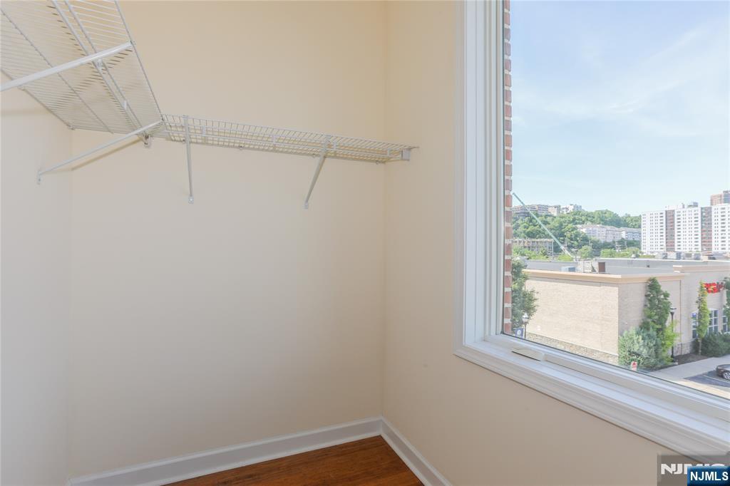 4 Main Street, Unit F Edgewater, NJ 07020 - Photo 12 of 20 a view of a window in a room