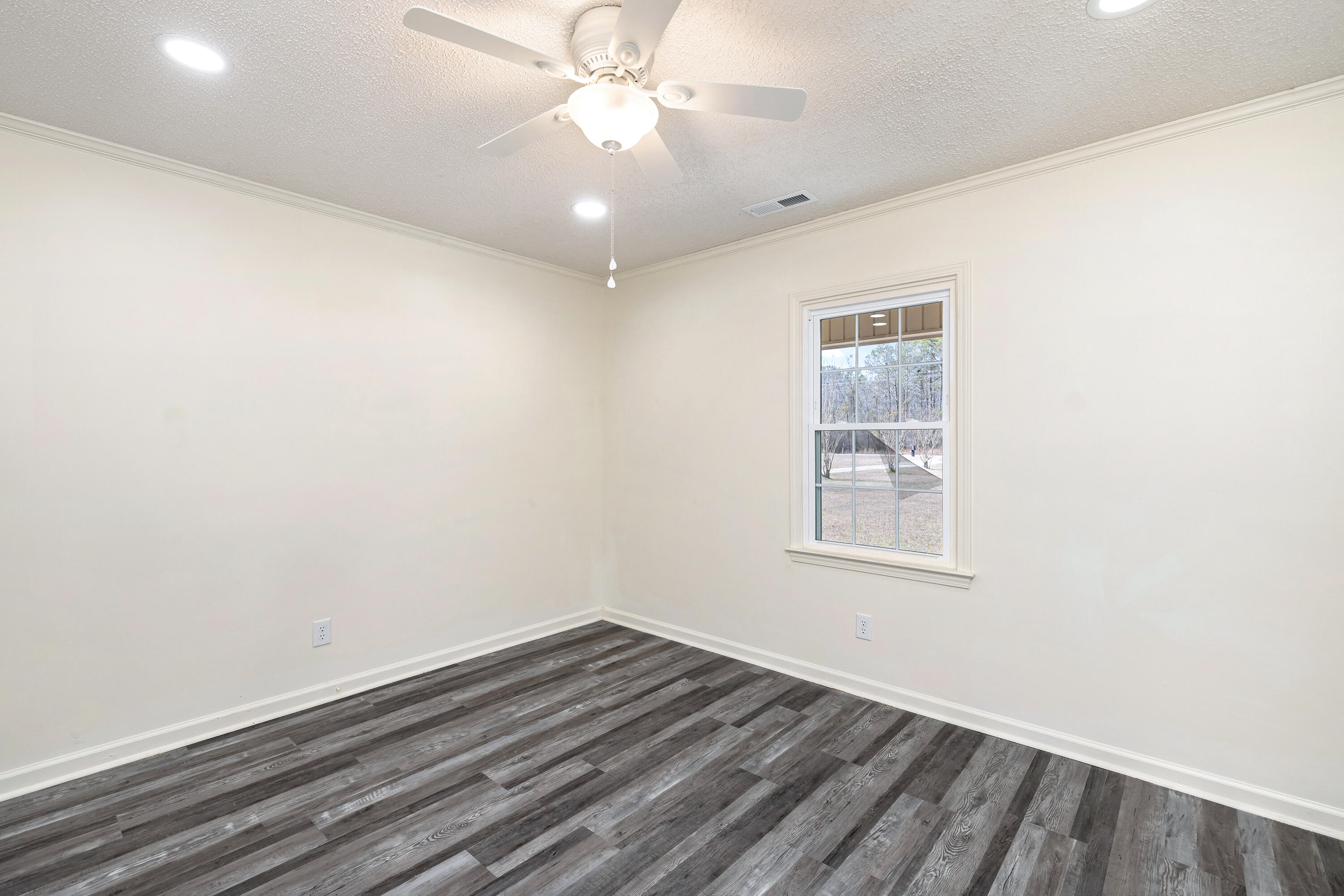 205 Eastern School Road Sumter, SC 29153 - Photo 17 of 30