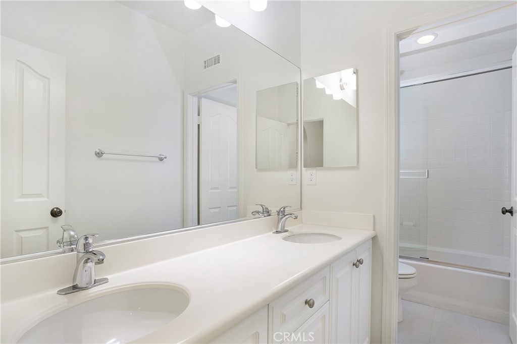 49 Glenalmond Lane Ladera Ranch, CA 92694 - Photo 4 of 7