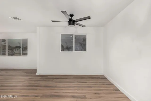 $349,900 | 3009 West Alice Avenue, Phoenix, AZ 85051