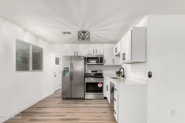 $349,900 | 3009 West Alice Avenue, Phoenix, AZ 85051