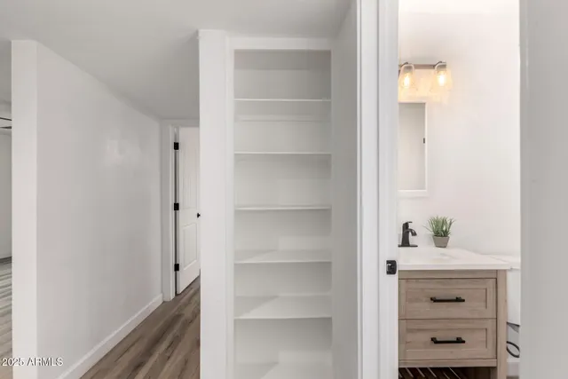 $349,900 | 3009 West Alice Avenue, Phoenix, AZ 85051