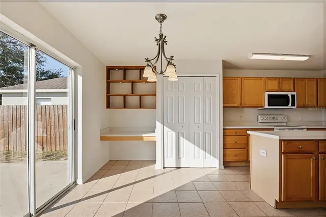 $284,900 | 1046 Brenton Leaf Drive, Ruskin, FL 33570