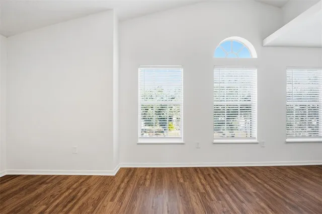 $284,900 | 1046 Brenton Leaf Drive, Ruskin, FL 33570