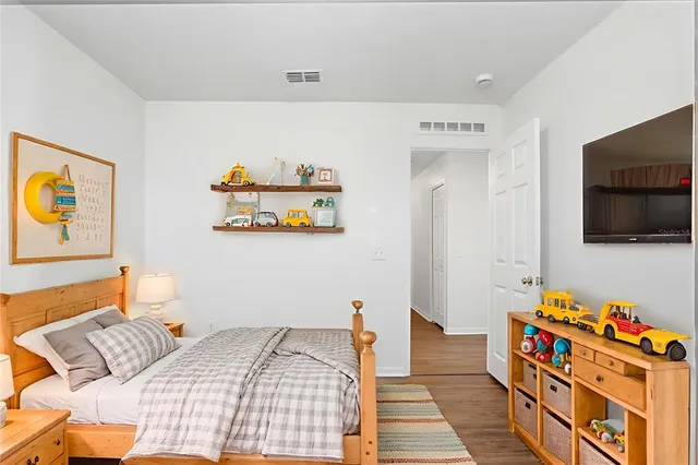 $284,900 | 1046 Brenton Leaf Drive, Ruskin, FL 33570