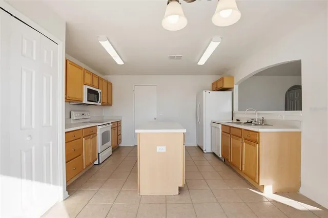 $284,900 | 1046 Brenton Leaf Drive, Ruskin, FL 33570