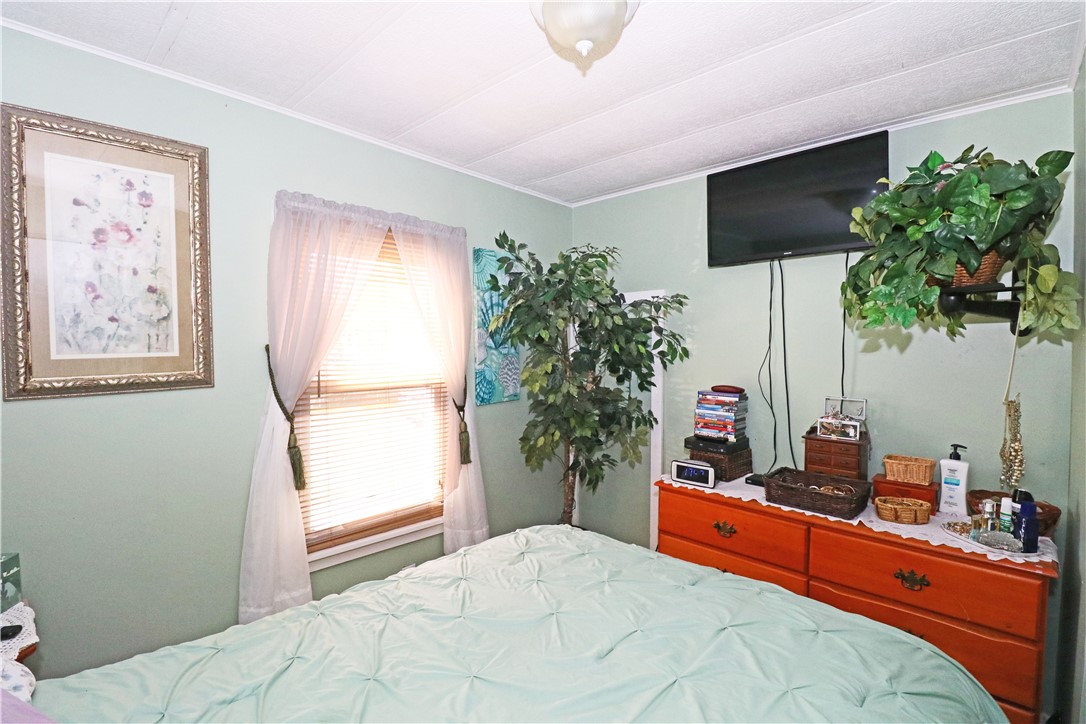 56 Bayview Parkway Middletown, RI 02842 - Photo 23 of 27