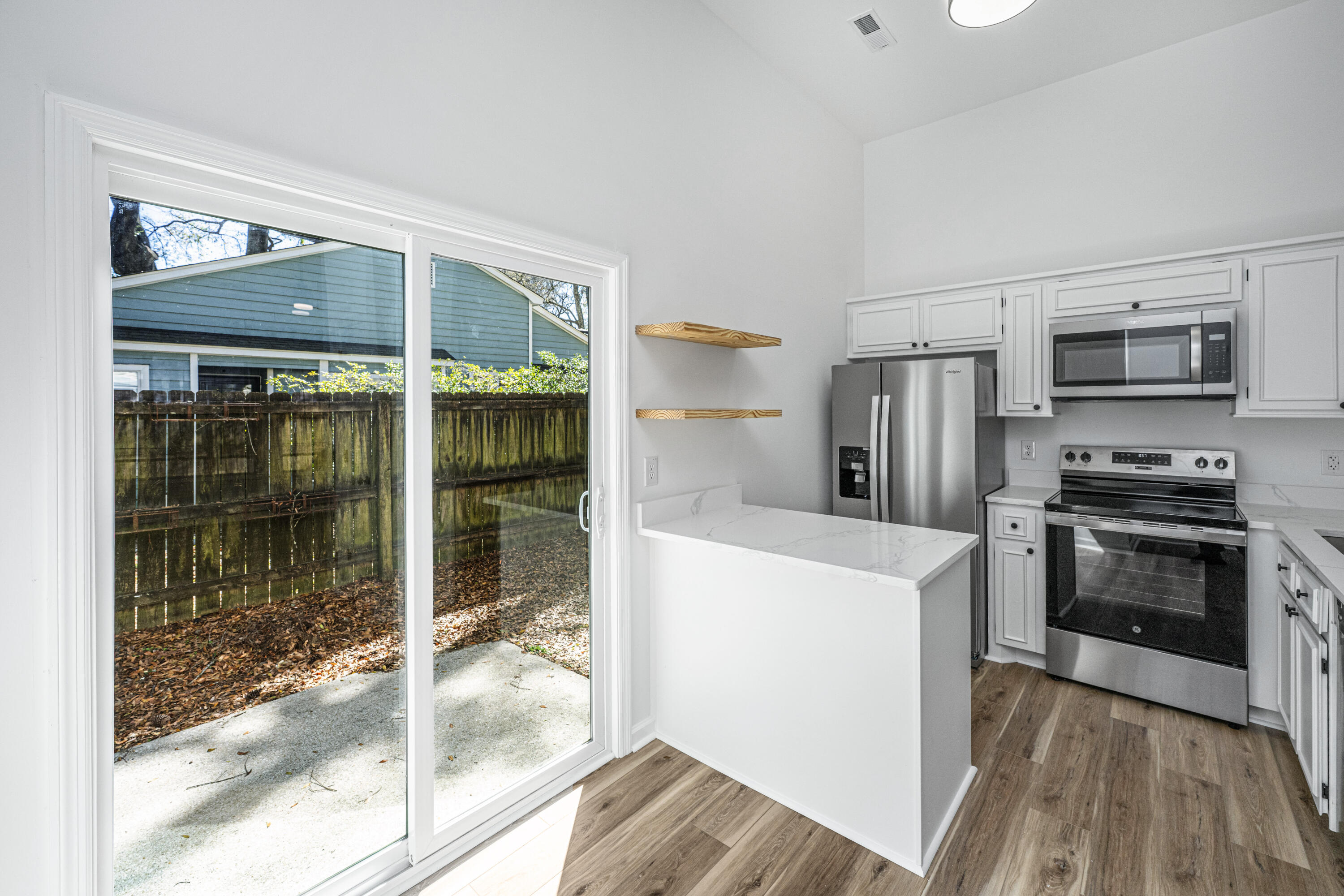 1078 Secessionville Road Charleston, SC 29412 - Photo 11 of 37